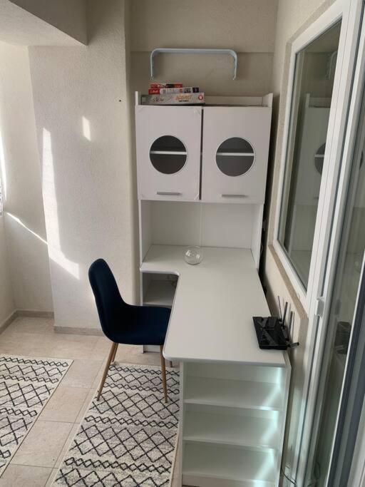 Lovely Bacau 1 Bedroom Apartment Exteriör bild